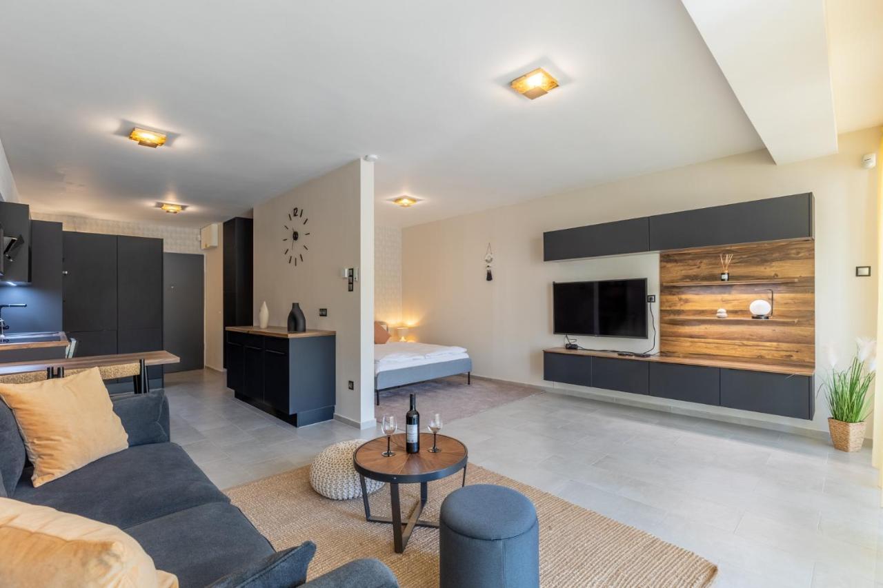 Marinelake Apartman Balatonfoeldvar By Bltn Exterior photo